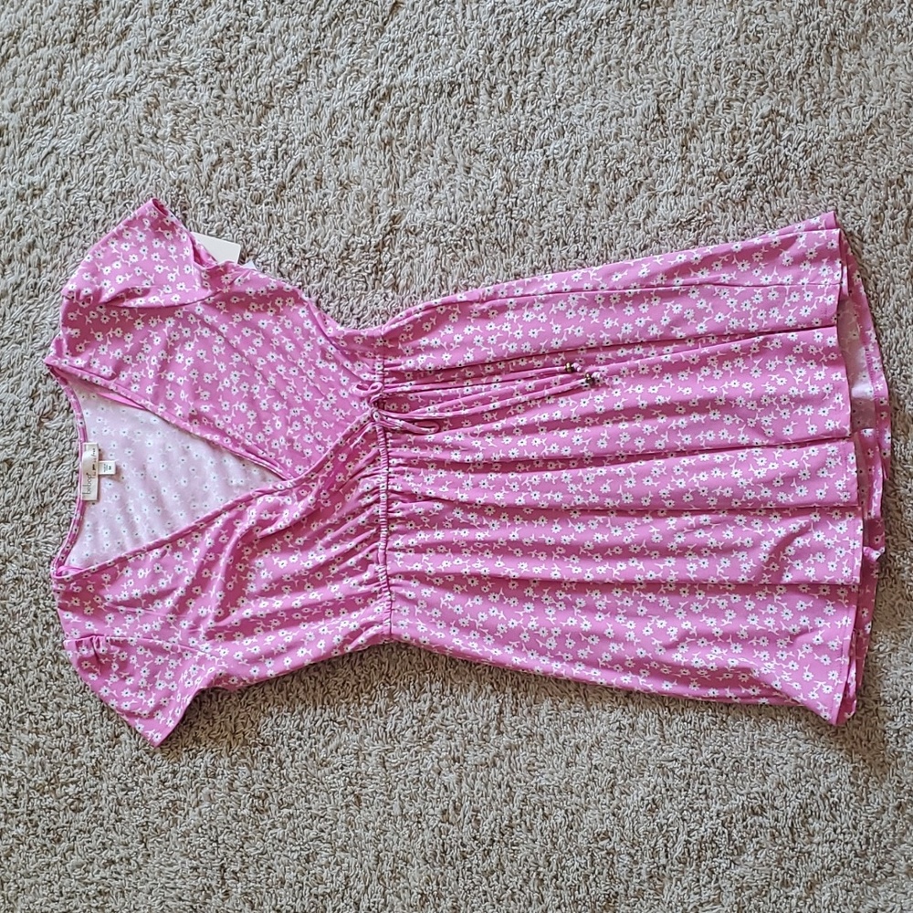 BeBop Juniors Short Sleeve Wrap Dress Pink/White flower Size Med